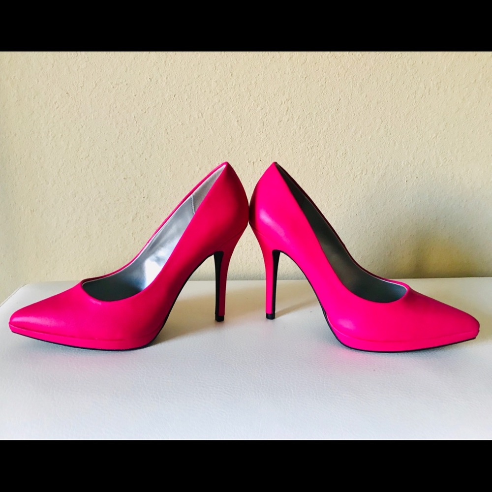 Pink women shoes